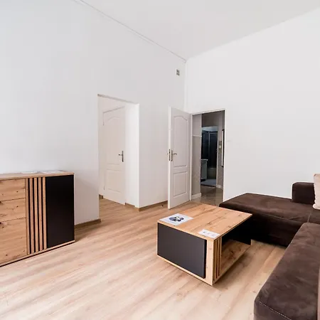 Apartmán Mostowa Standard By Bookinghost