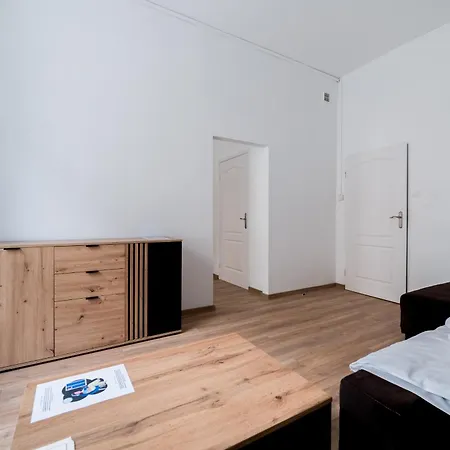 Mostowa Standard By Bookinghost Apartmán *