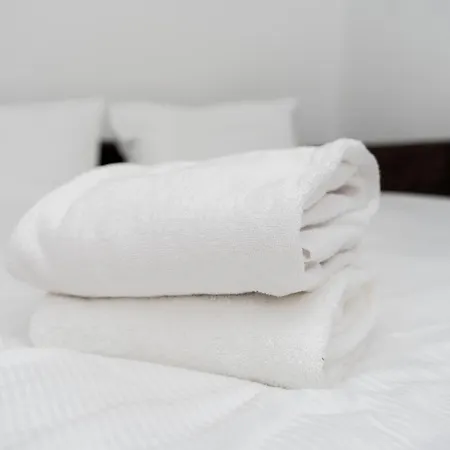 Mostowa Standard By Bookinghost