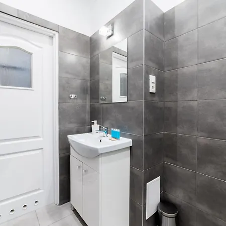 Апартаменты Mostowa Standard By Bookinghost