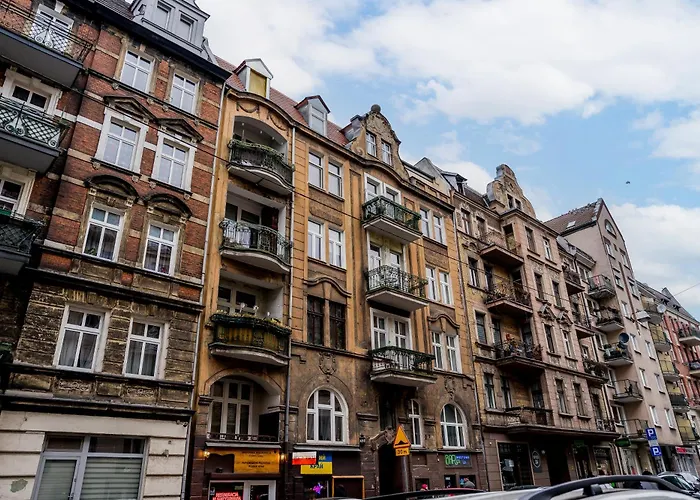 Apartment Mostowa Standard By Bookinghost *