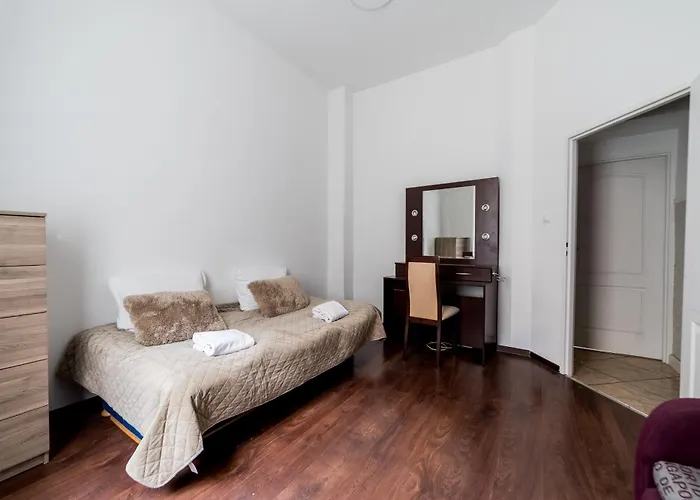 Mostowa Standard By Bookinghost Apartment